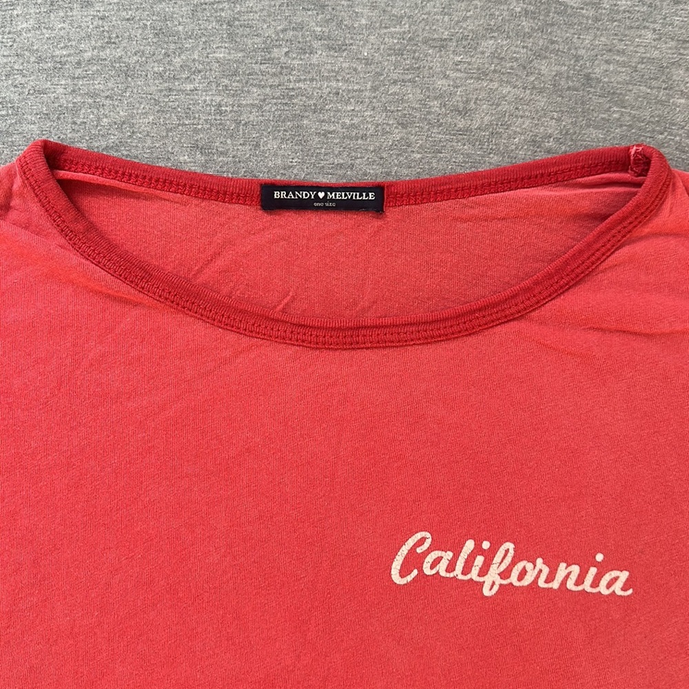 *🛒 FREE WITH PURCHASE* Brandy Melville Cotton Modal Tee - Picture 4 of 14
